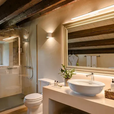 Magnificent Seafront Corfu - 5 En-suite Bedrooms -the Durrells House | Historic Elegance & Modern Luxuries - Direct Access & Private Heated Pool Villa *